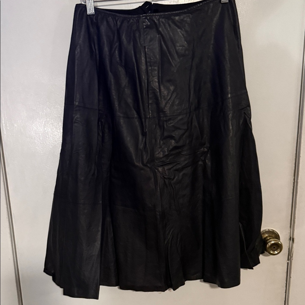 Lafayette 148 New York Black A-Line Leather Skirt